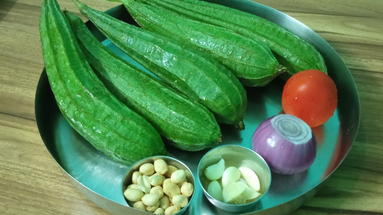 तुरई की सब्जी | अगर ऐसे बनायेंगे,बड़े तो बड़े बच्चे भी उंगलियाँ चाट-चाट कर खायेंगे | Turai ki sabji