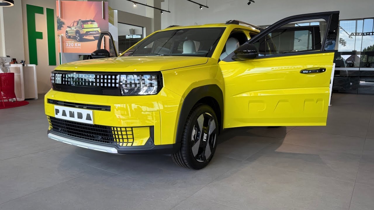 New 2025 Fiat Panda La Prima - Interior and Exterior in details