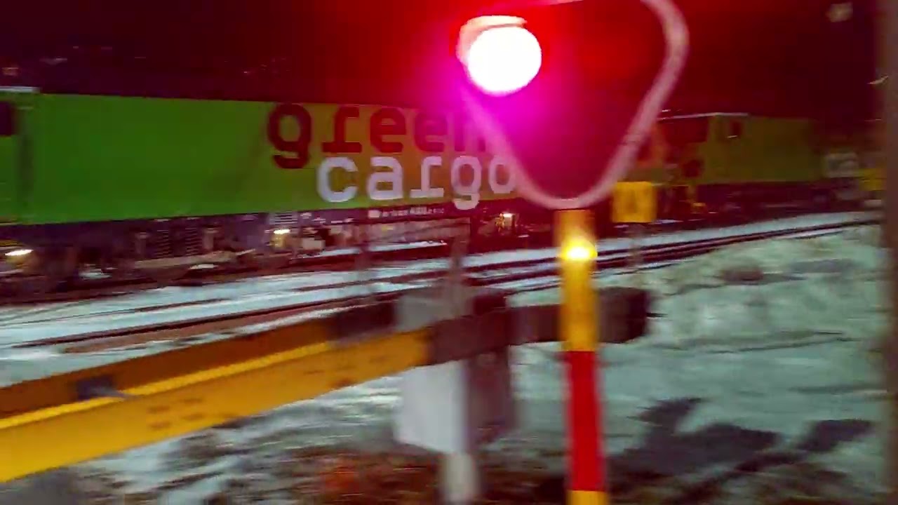 2 MB lok i st&aring;lpendeln 9103 nu p&aring; morgonen kl 05:01.