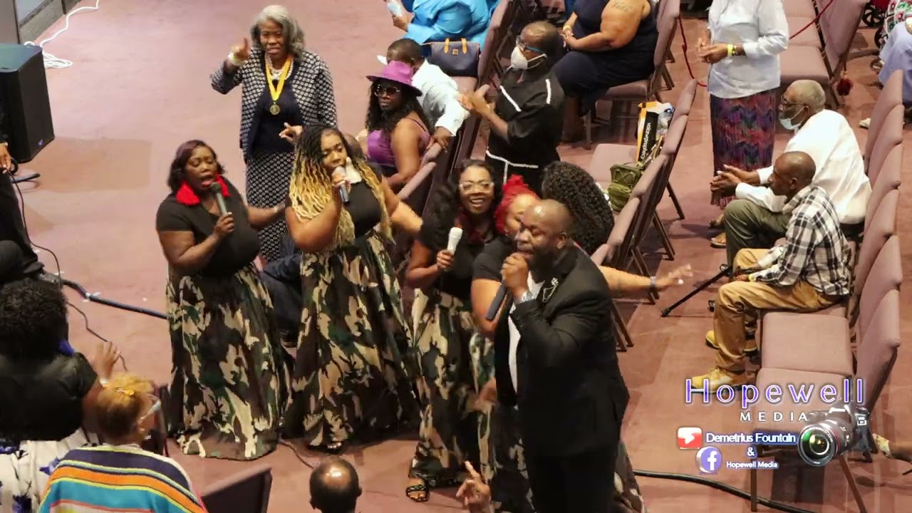 Pastor Monte Maddox & Highly Favored - There's a Man Coming (6/19/2022) __in Prattville AL