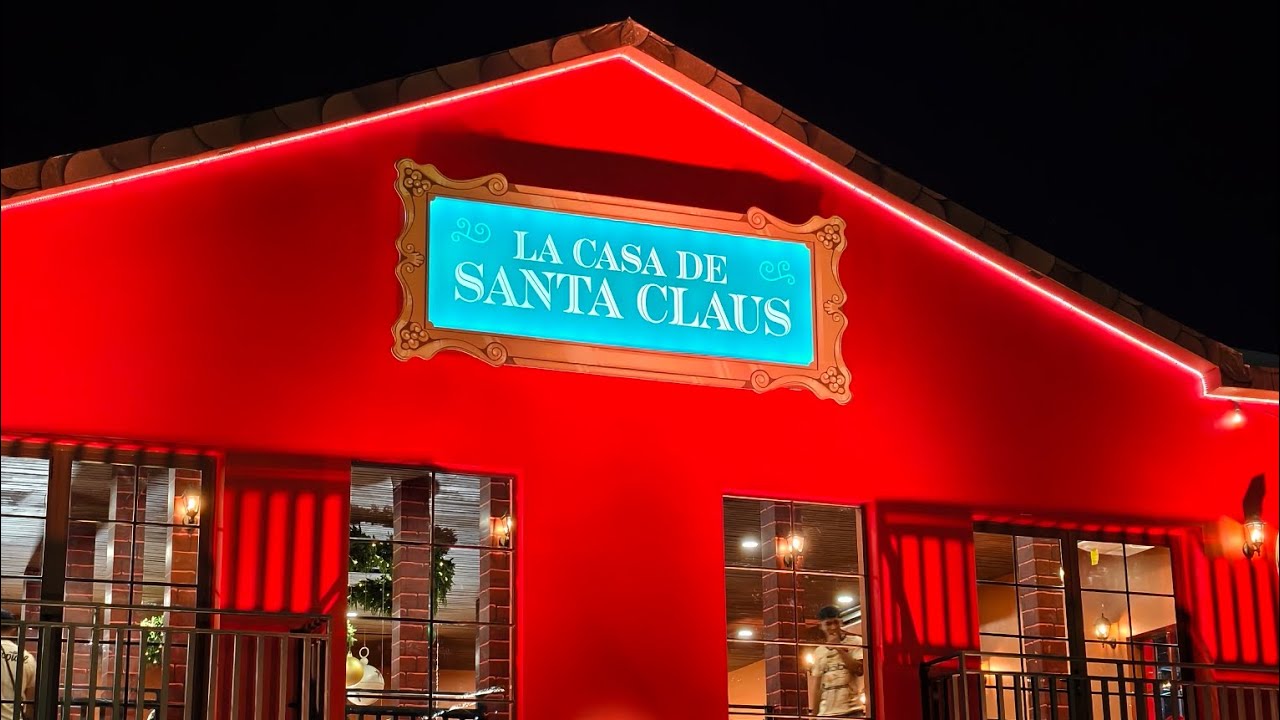 Villa navideña en PLAZA LIBERTAD Centro historico | Mango a $7 ? 