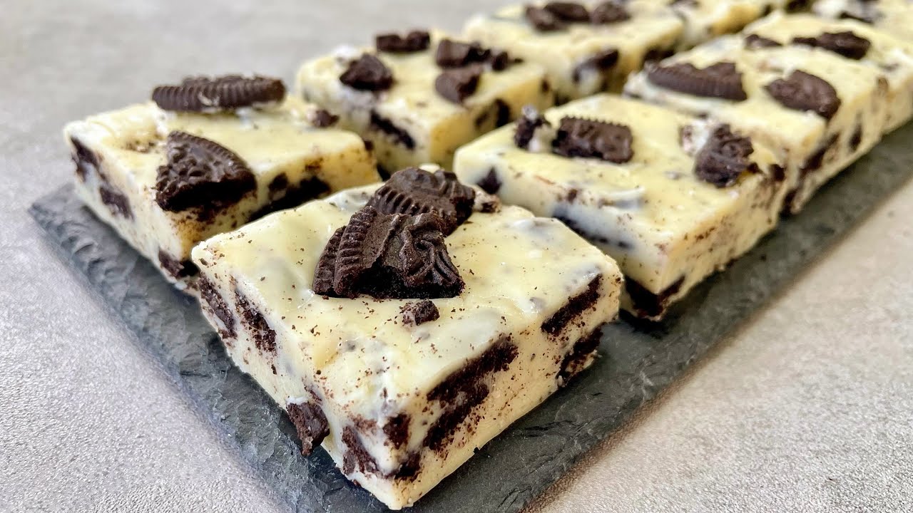 Oreo Fudge - Only 3 ingredients! Very sweet Easy and Yummy no bake dessert