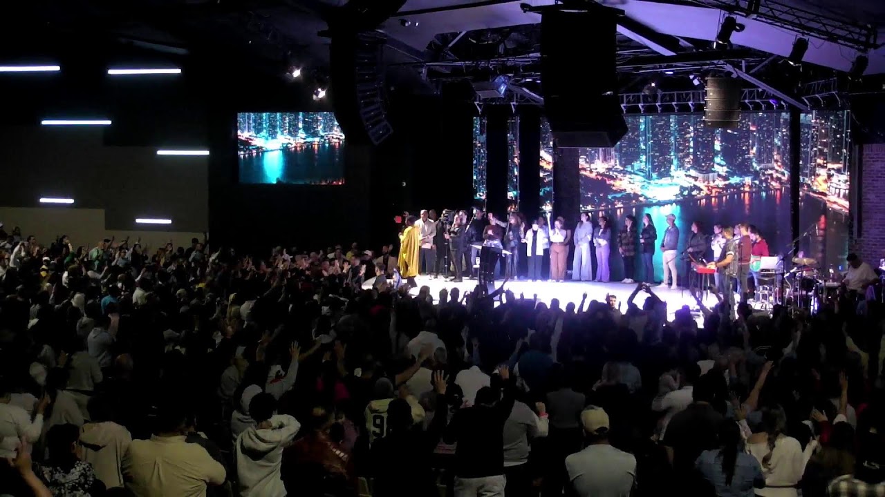 Noche Profetica con el Profeta. Ezequiel Enga En Vivo