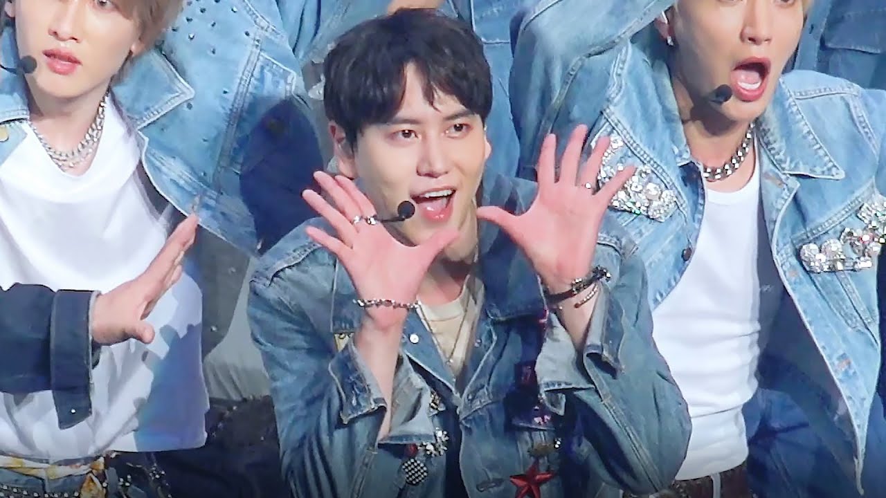 220716 KYUHYUN : 'Don't Wait' - SUPER SHOW 9 'ROAD'