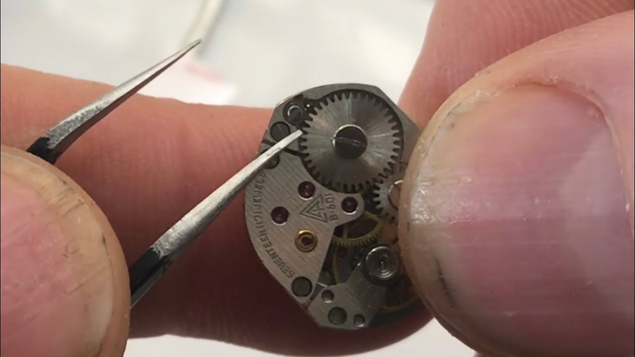 how to know if your &ldquo;click&rdquo; or &ldquo;click spring&rdquo; is BAD on your watch