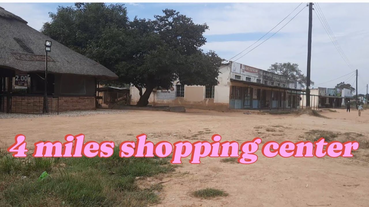Typical Zimbabwean village shopping centre...4 miles shopping center.  Zimbabwean Youtuber...