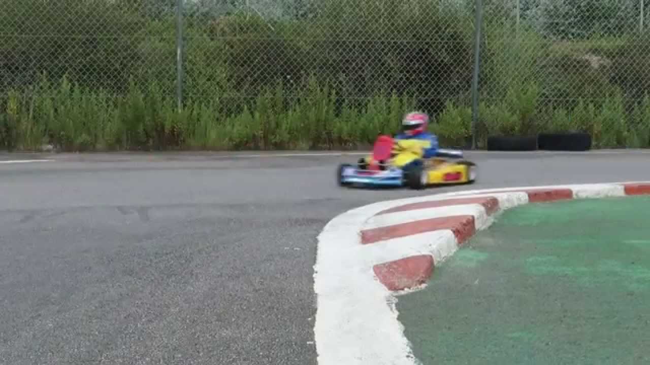 Oskart 1/2 RC Kart Track Action
