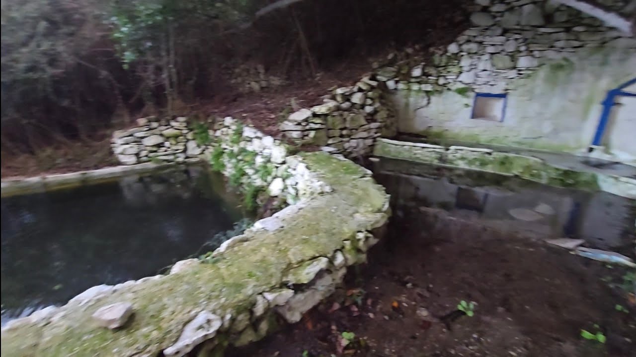 Στο δρόμο για τη πηγή Χριστός 