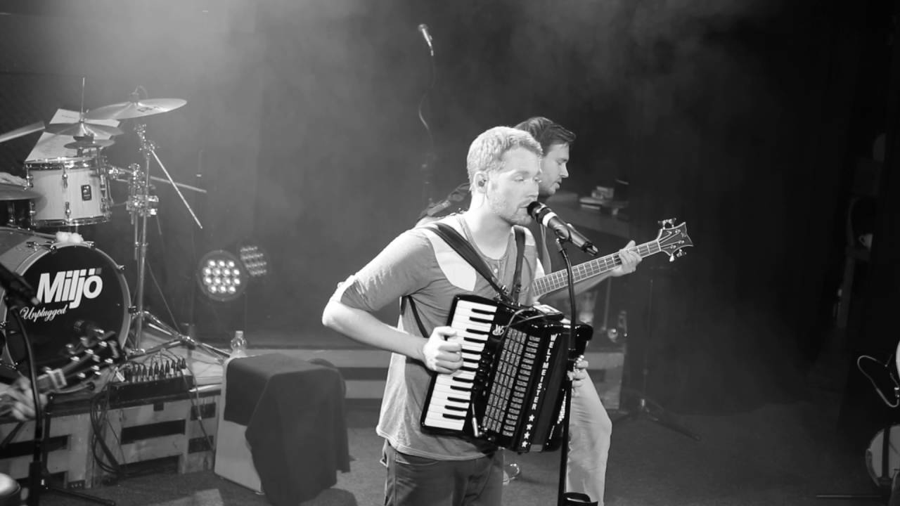 MILJÖ - 'Muus un Katz' #NEU #LIVE @Millowitsch #unplugged