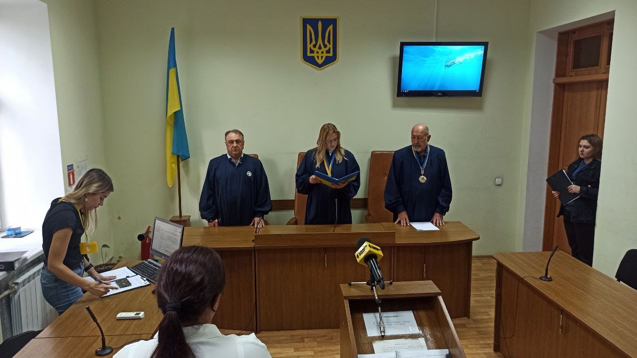 Фермер з Кіровоградщини підозрюється  у зґвалтуванні неповнолітньої. Суд залишив його під вартою.