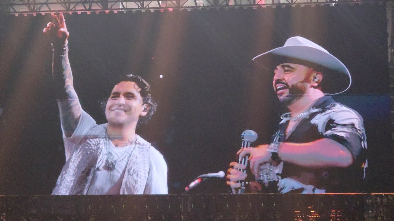 Christian Nodal y Mike Salazar - Adiós Amor en vivo de Arena Monterrey