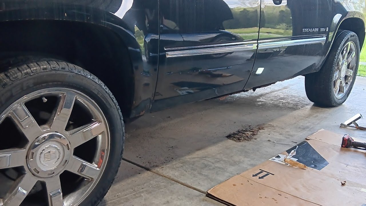 Cadillac Escalade running board removal.