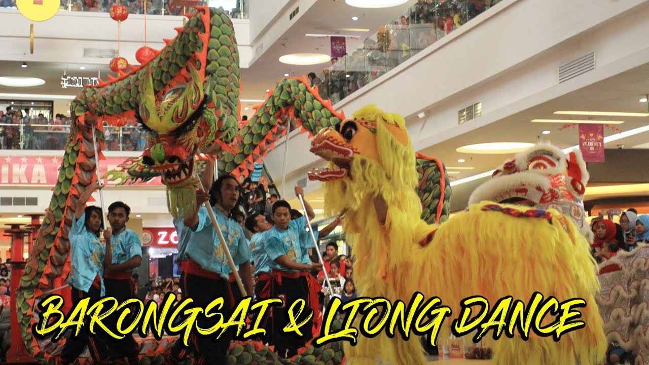 Chinese Acrobatic Show Barongsai & Liong at Artos Mall Magelang 2018
