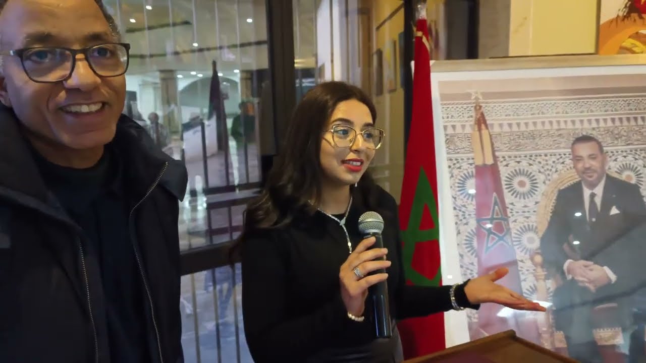 الفنانة سارة الأطرش في معرض 