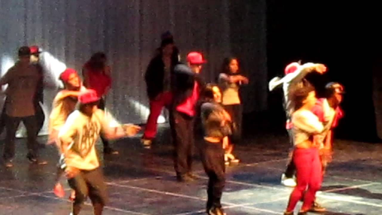 Presentación Hip Hop - Escuela D1 de Vania Masías