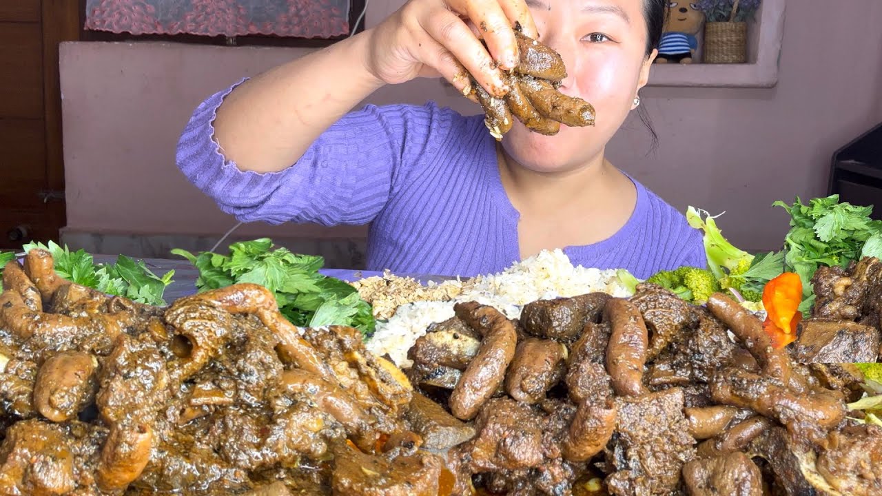 Beef Innards Curry || Stink Bean Singju, Boiled Broccoli , Celery And King || Mukbang