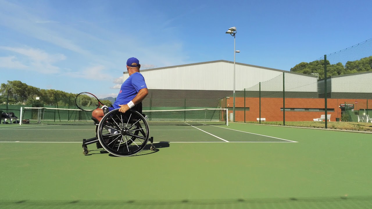Entrainement de Laurent GIAMMARTINI joueur de Paratennis de Haut niveau