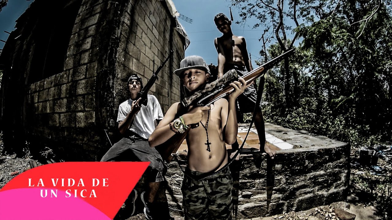 Impakto ft. Bear Busby - La Vida de Un Sicario - Video Official