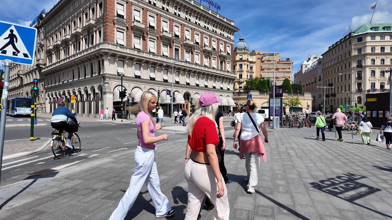 Stockholm, Sweden - | Busy Day in Stockholm | T-Centralen, Hamngatan, Sergels torg & More!