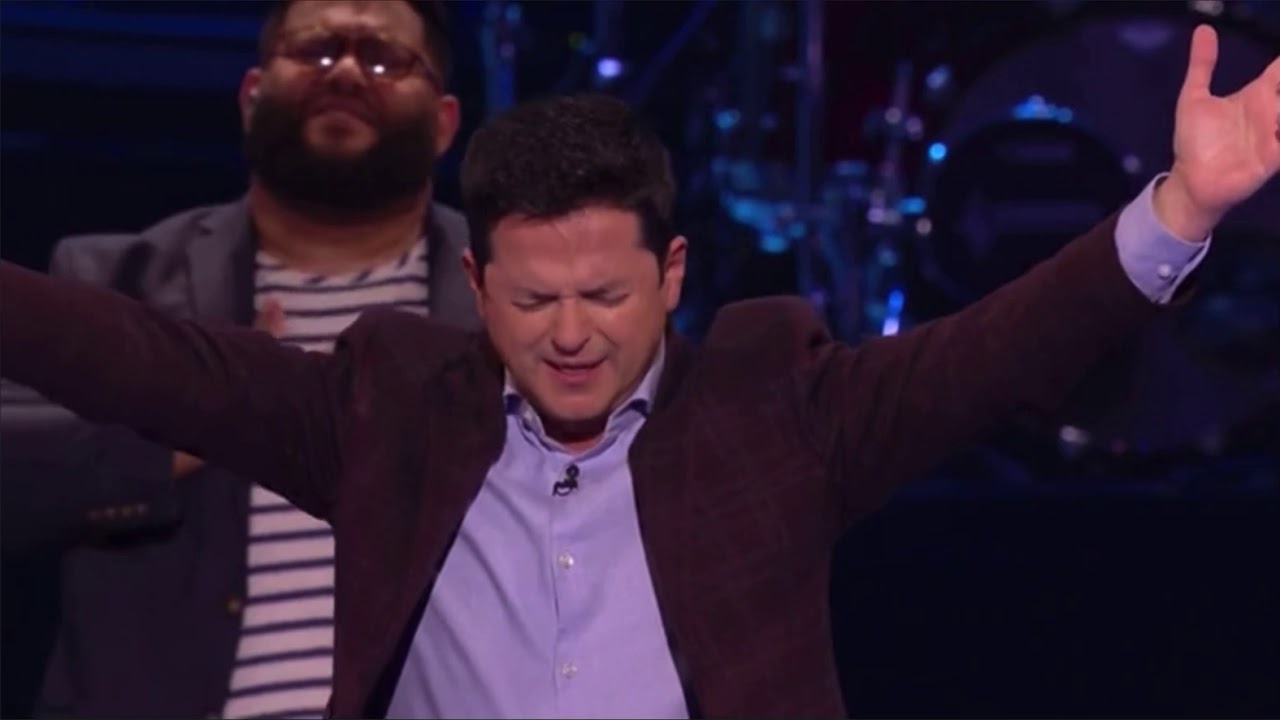 Ps. Danilo Montero Ministrando | Lakewood Church