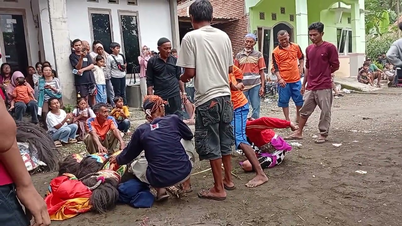 Mendeman 👹 Ebeg Turonggo Joyo bangkit#ebegcilacap 