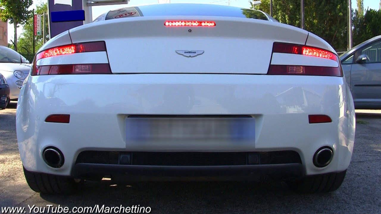 Aston Martin V8 Vantage Loud Exhaust Sound!