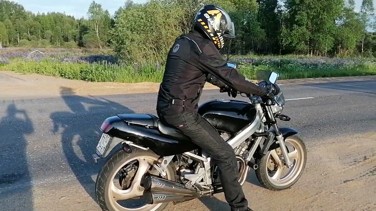 Honda bros 650 l звук двигателя с прямоточными глушителями supertrapp. (Engine sound)