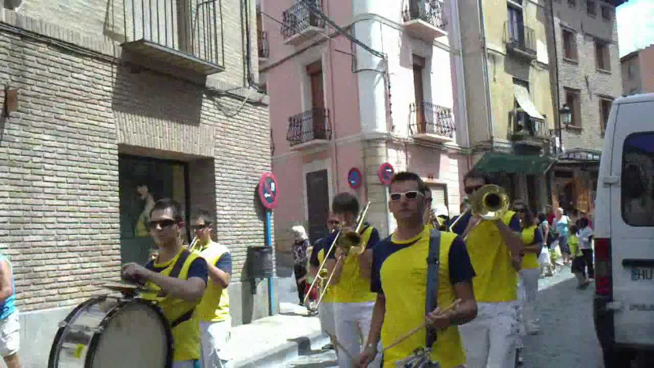 CABEZUDOS Y CHARANGA ( FIESTAS DE SAN CRISTOBAL 2011 EN DAROCA )