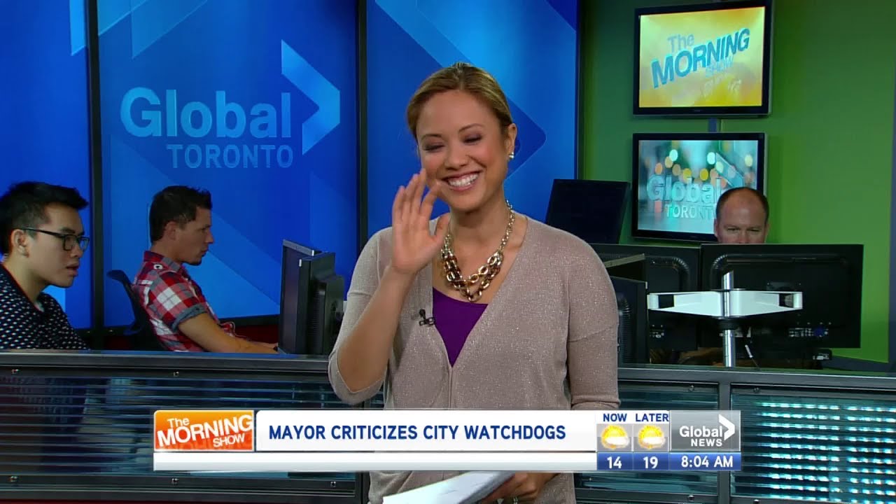 News anchor coughing fit [Blooper]