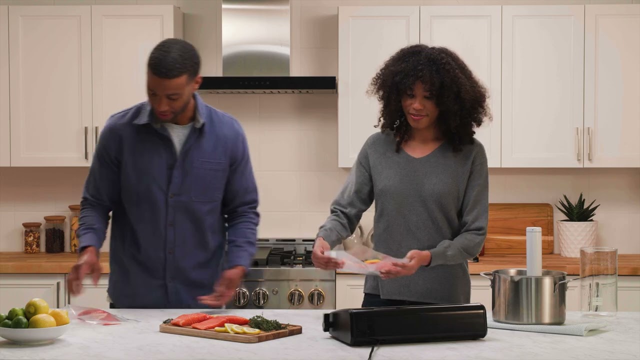 FoodSaver&reg; FM2900