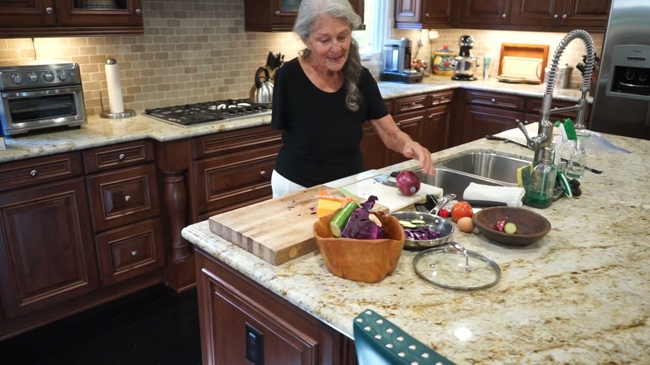 Cooking a Frittata with an Amputation | Tonya Teaches |