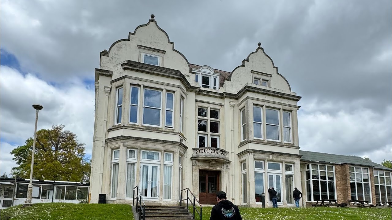 Inside the Abandoned Kingswood Hall: Royal Holloway&rsquo;s Hidden Ruins