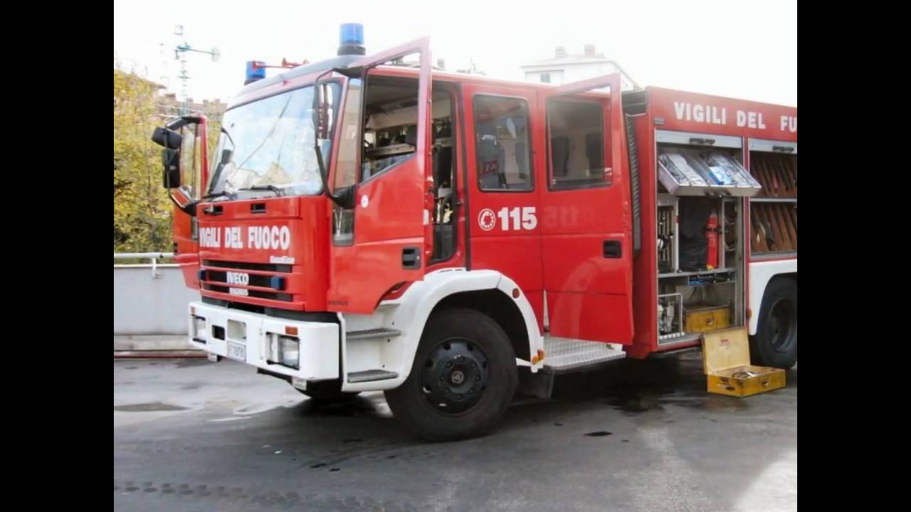 Vigili del Fuoco - Tributo A.P.S. Iveco Magirus EuroFire 150-27      [HD]