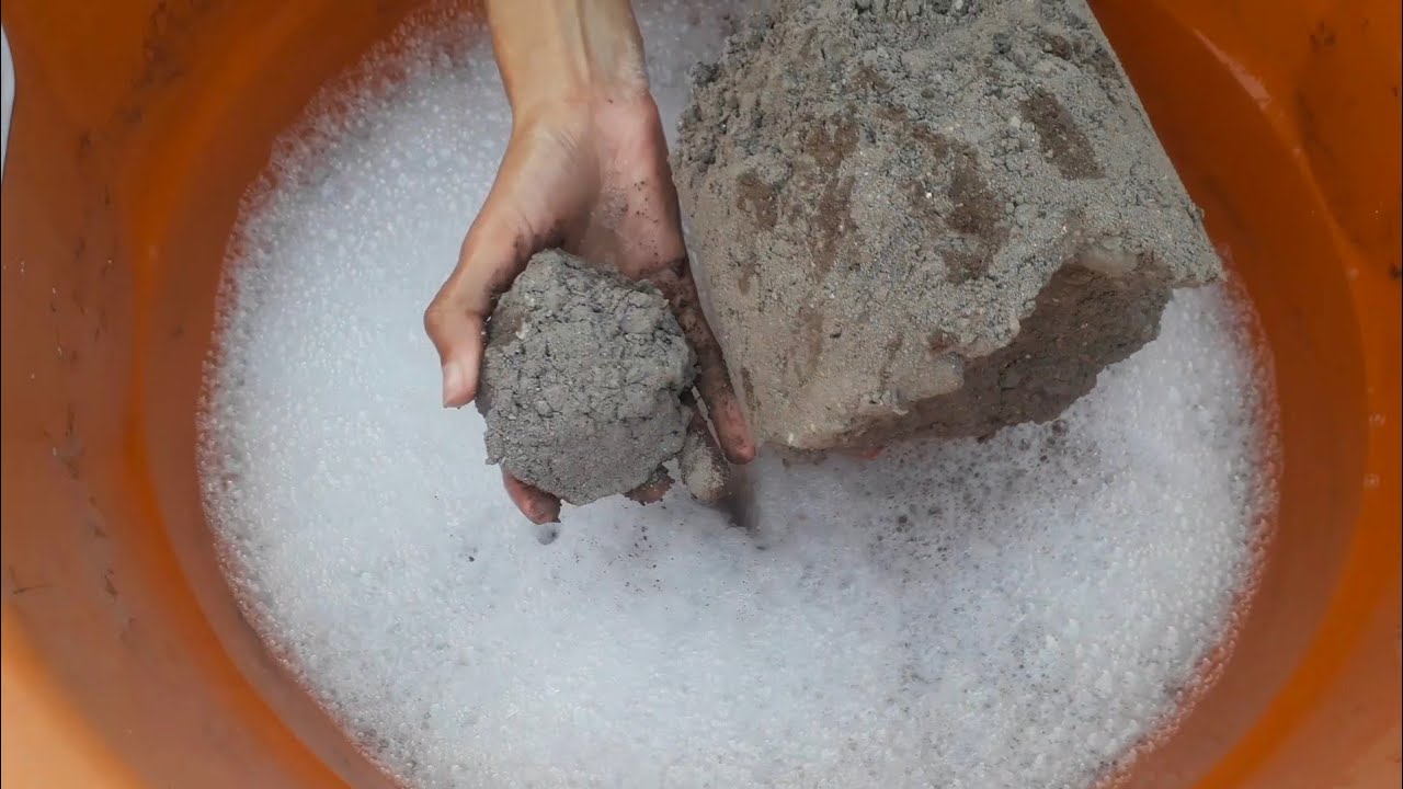 New bucket's+ balls crumbling in foamy water+dry floor ASMR crumbling 😍❤️💧