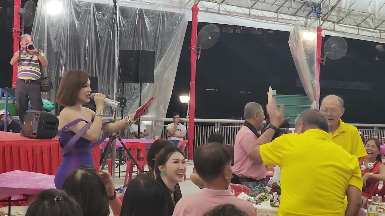 特别来宾 ： 安新爾 - 南方唱片机构旗下艺人 #新加坡歌台  #Yunan Garden