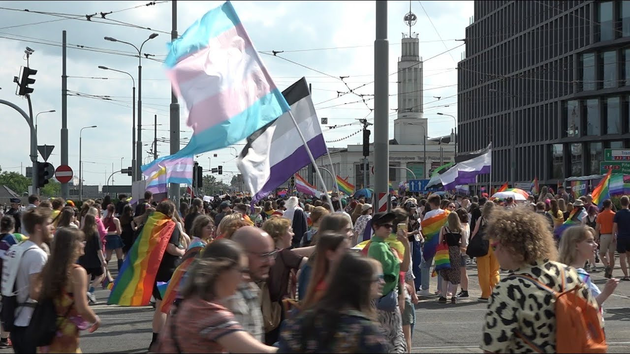 To nie tylko barwny korowód