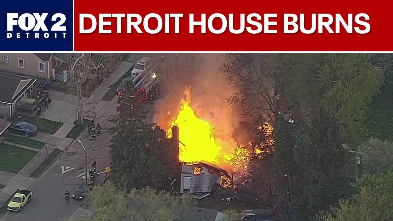 Crews battle large Detroit house fire