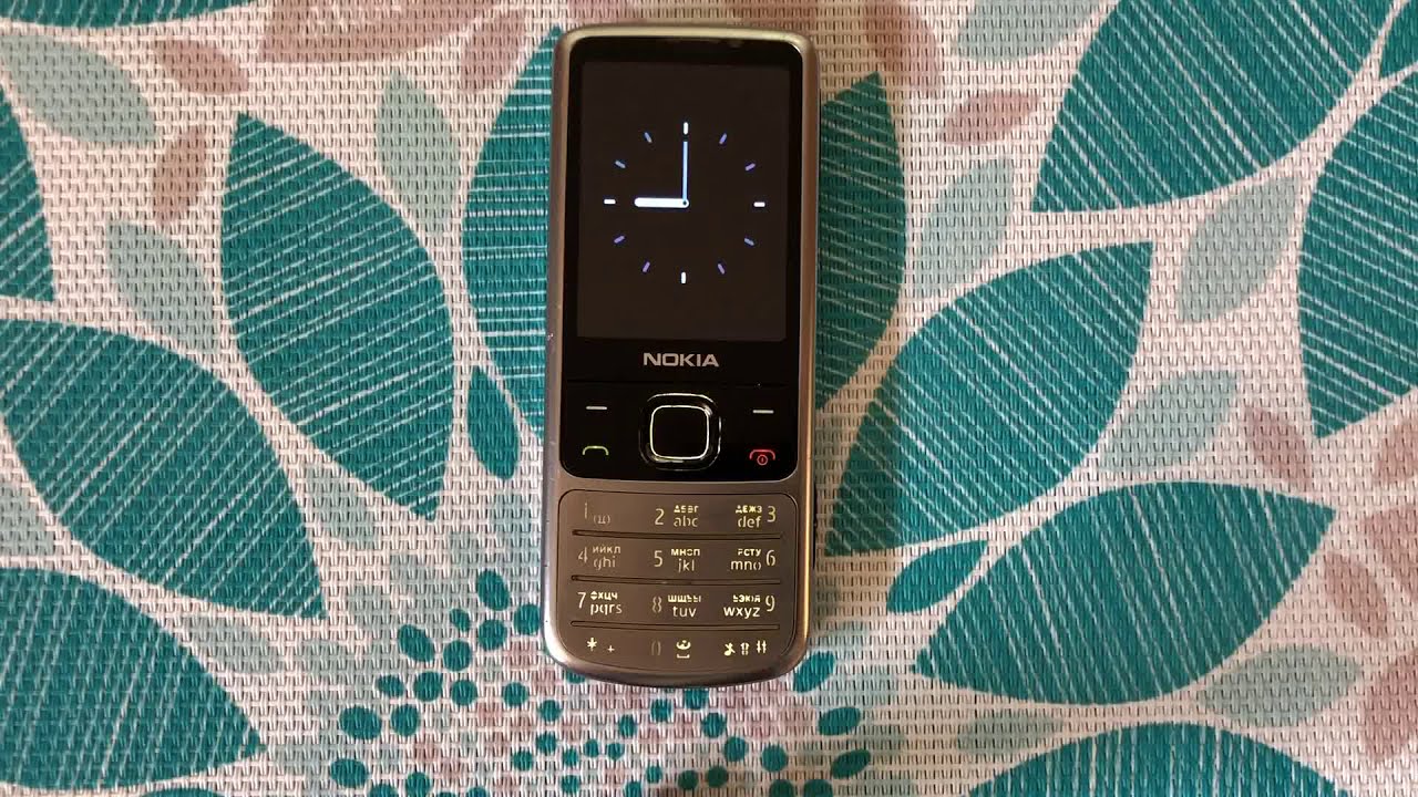 Incoming call Nokia 6700 Classic (Chrome)