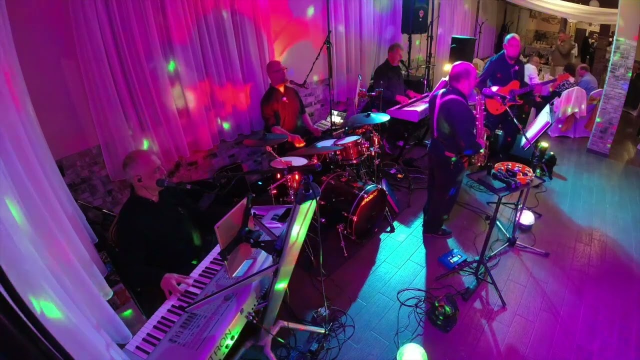 Calypso Zenekar - Szezonnyitó  FOX egyveleg