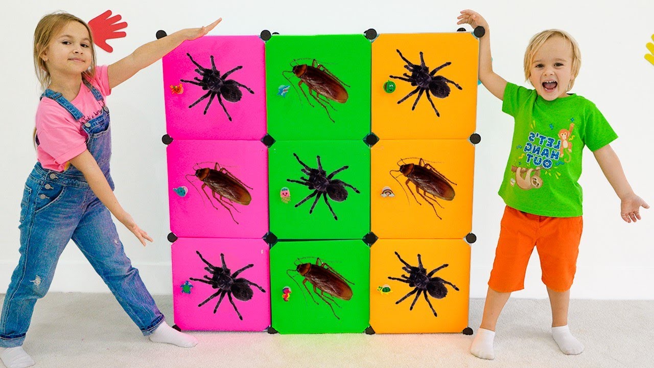 Chris développe son imagination avec des boîtes mystérieuses - Vidéo de collection pour les enfants