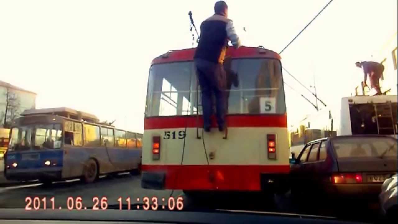 Гонки на троллейбусах. Финал // Trolley // Trolleybuses in Kirov, Russia // Trolleybus Crash