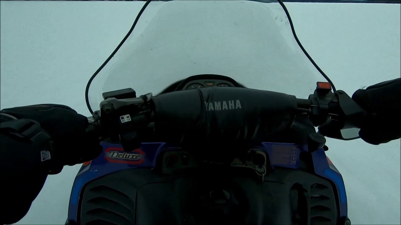 Lake Ride - 1998 Yamaha Vmax 700 XTC Triple Redhead with MBRP Trail exhaust.