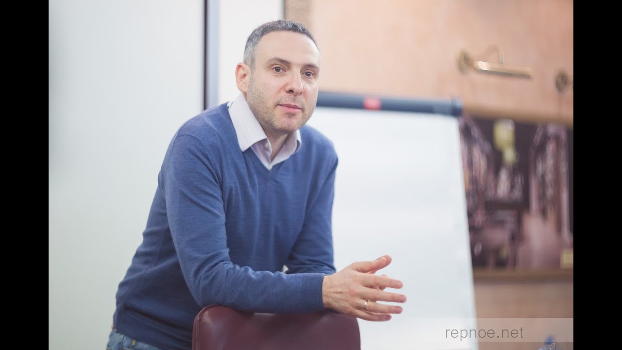 Гоголь. Мертвые души. Первый роман о новом русском, или почему Чичиков проигрывает мертвецам?
