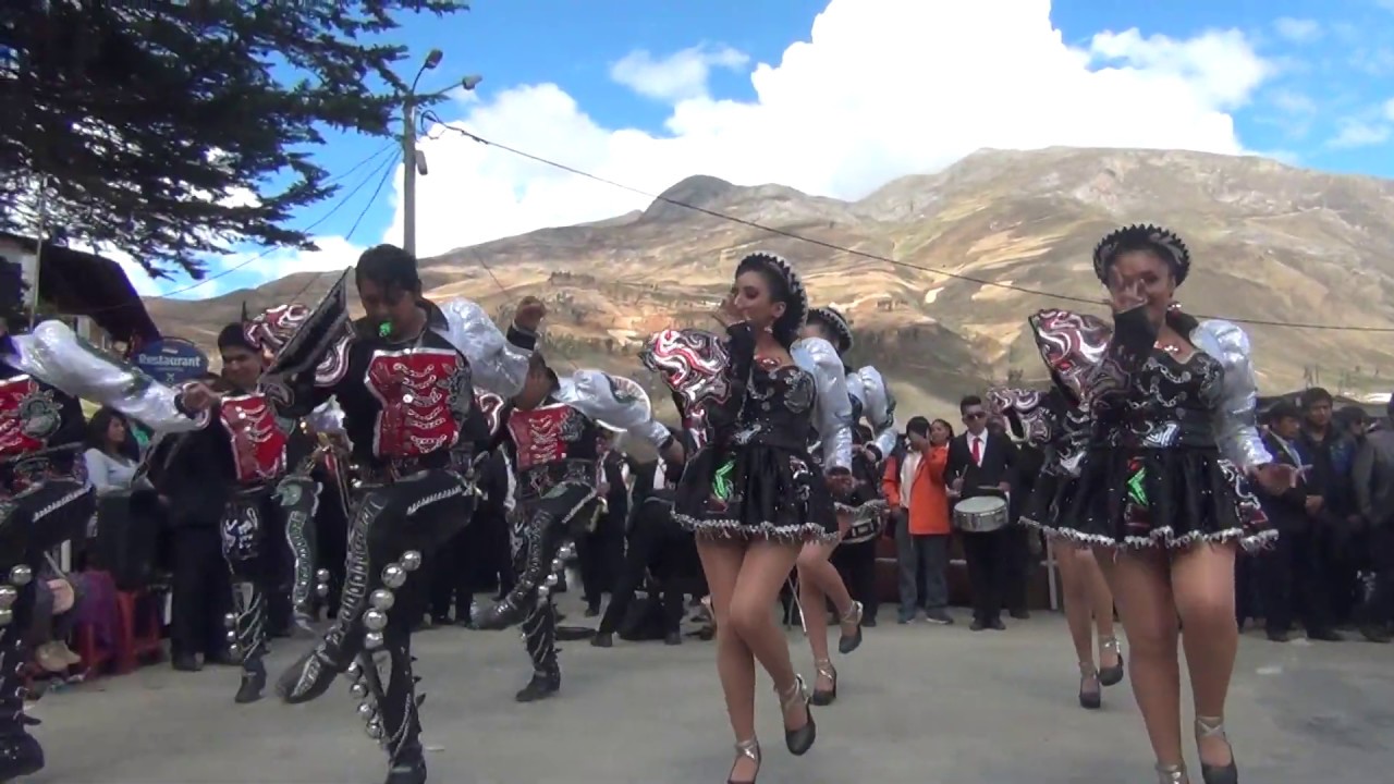 Saya de Puno en muruhuay Tarma - 25 de mayo 2019