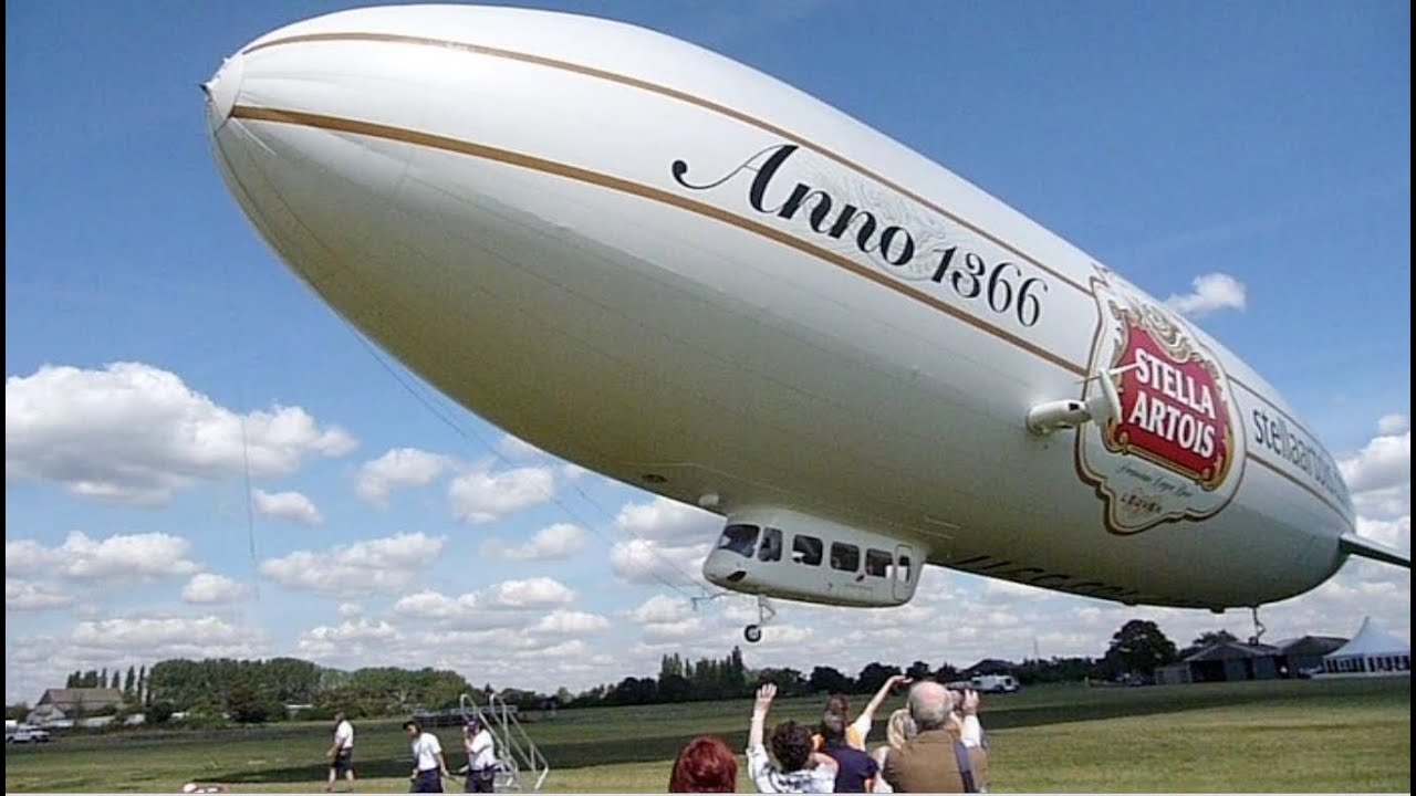 Zeppelin NT over London