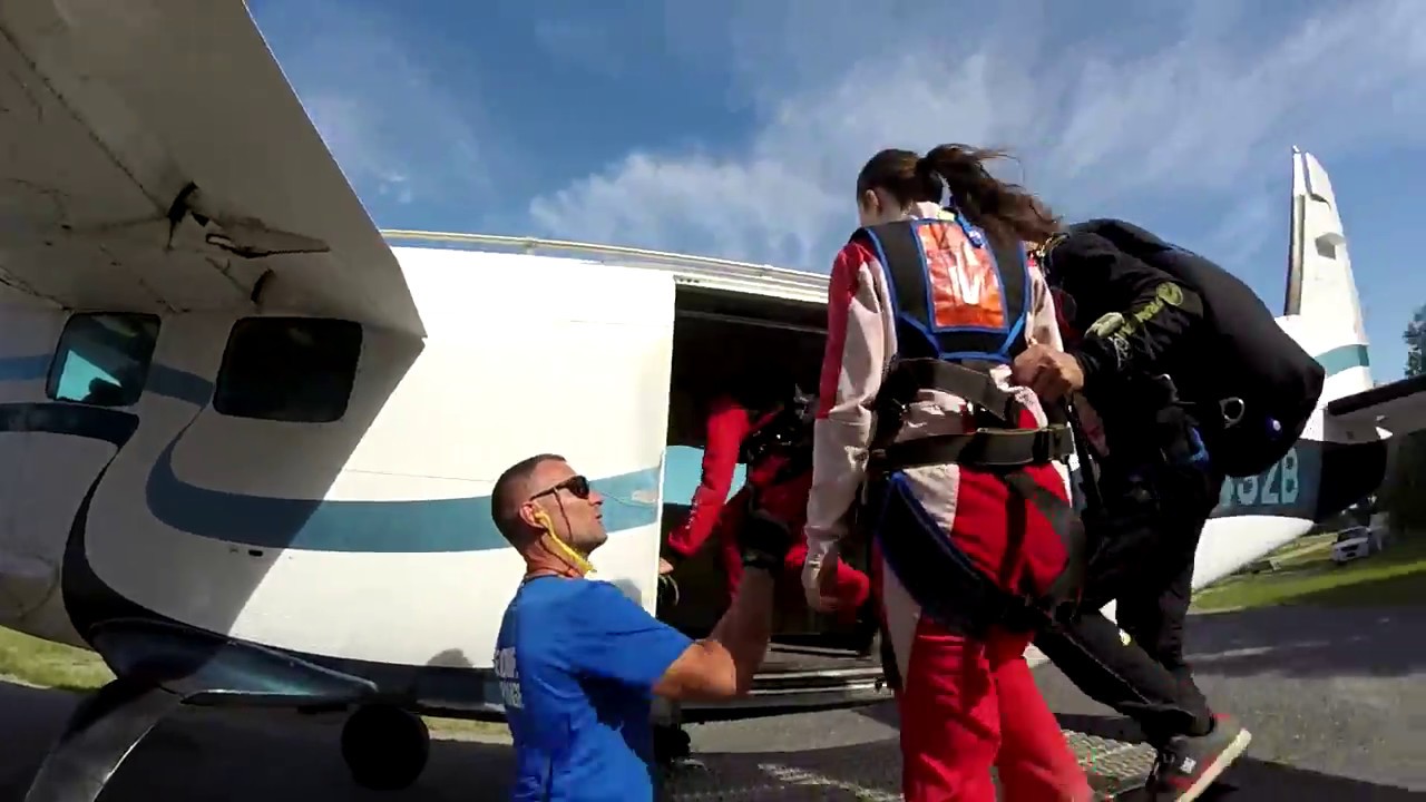 Parachutisme Voltige 18 juin 2016 : First jump