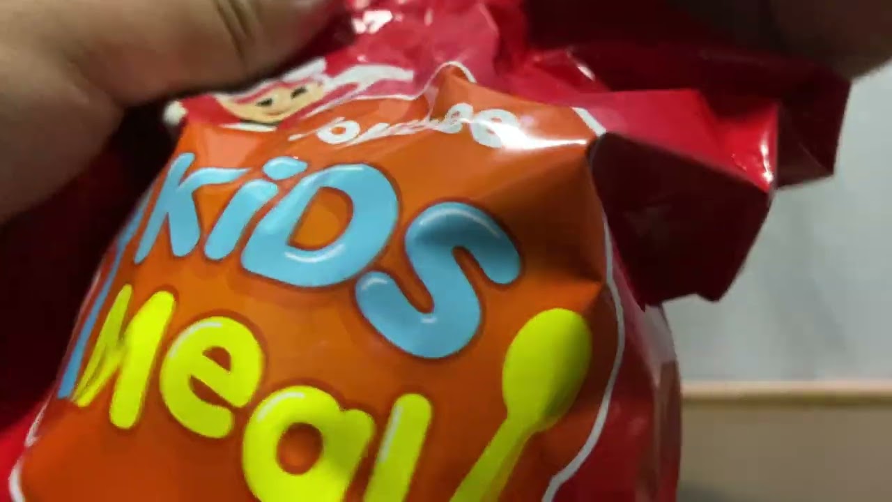 Let's Open Jollibee x Pokemon Kiddie Meal
