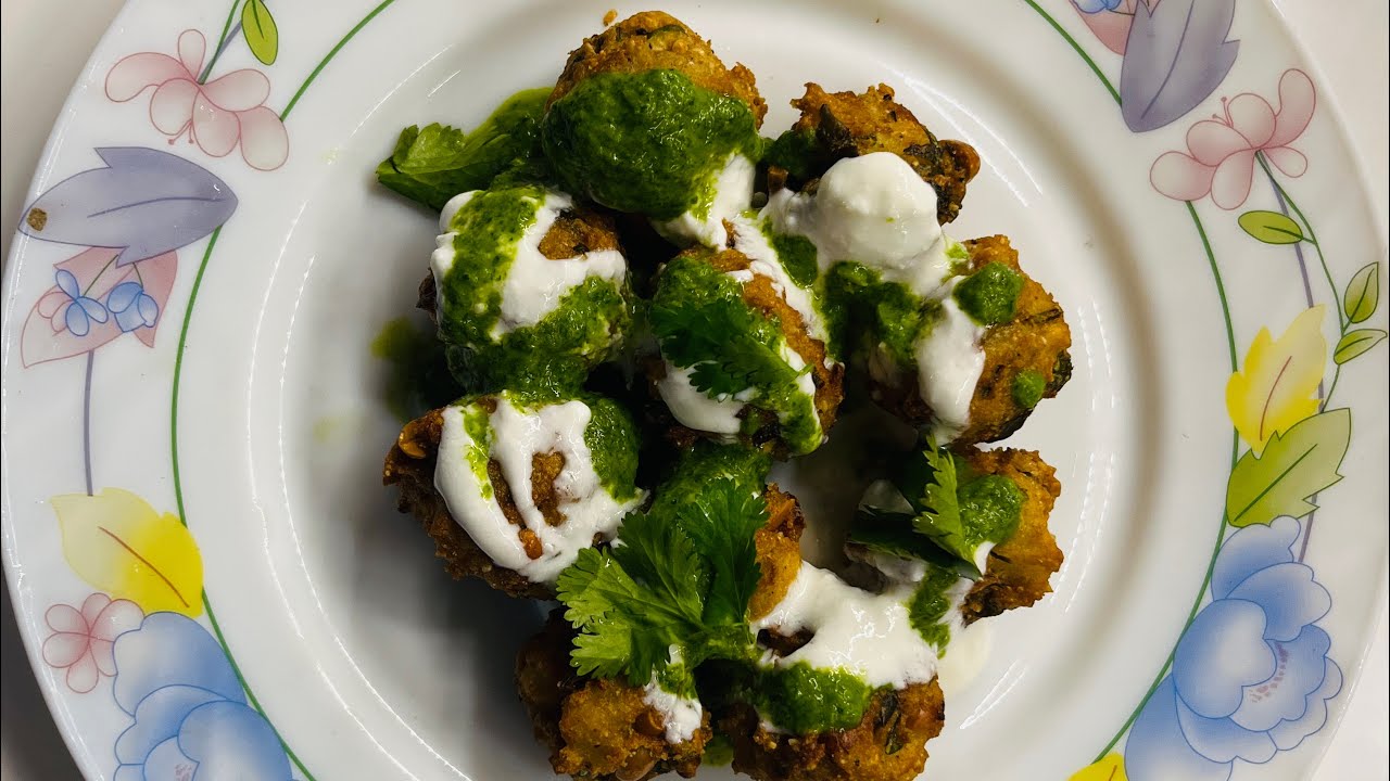 👉 Navratri Special | Crispy Kuttu Aloo Pakodi 🥔 | Easy Vrat Snack Recipe❤️