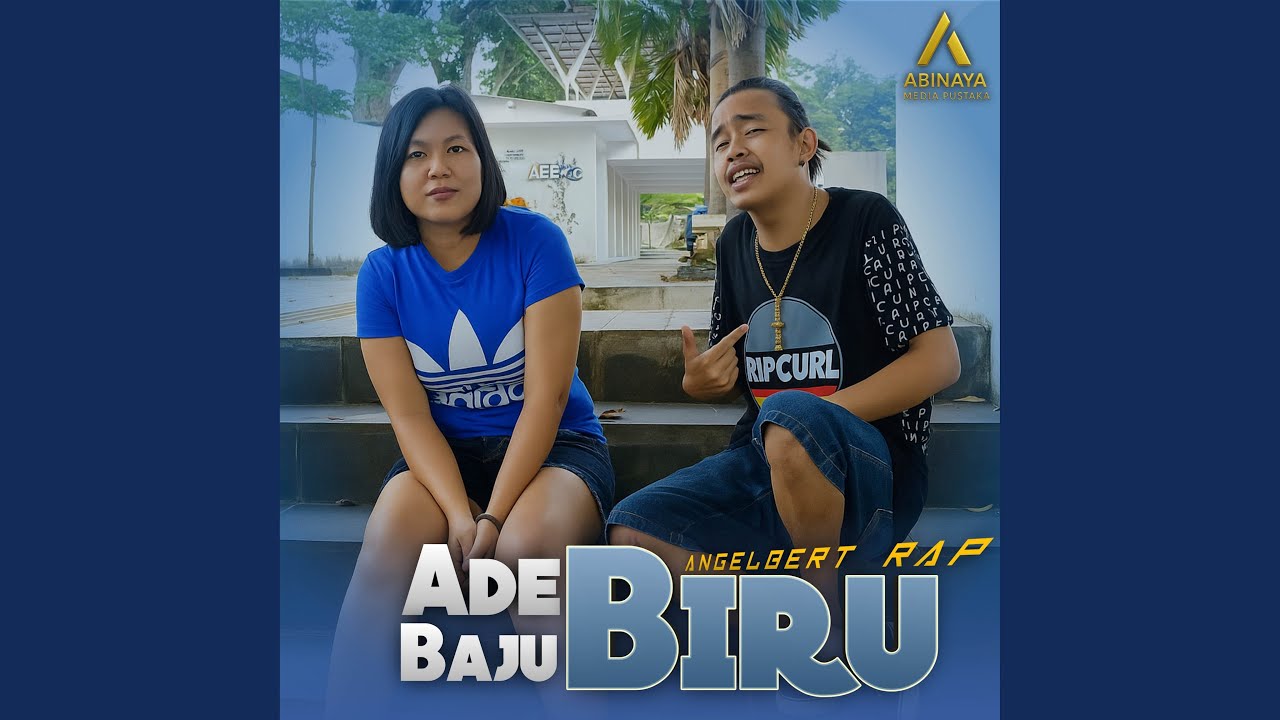 ADE BAJU BIRU