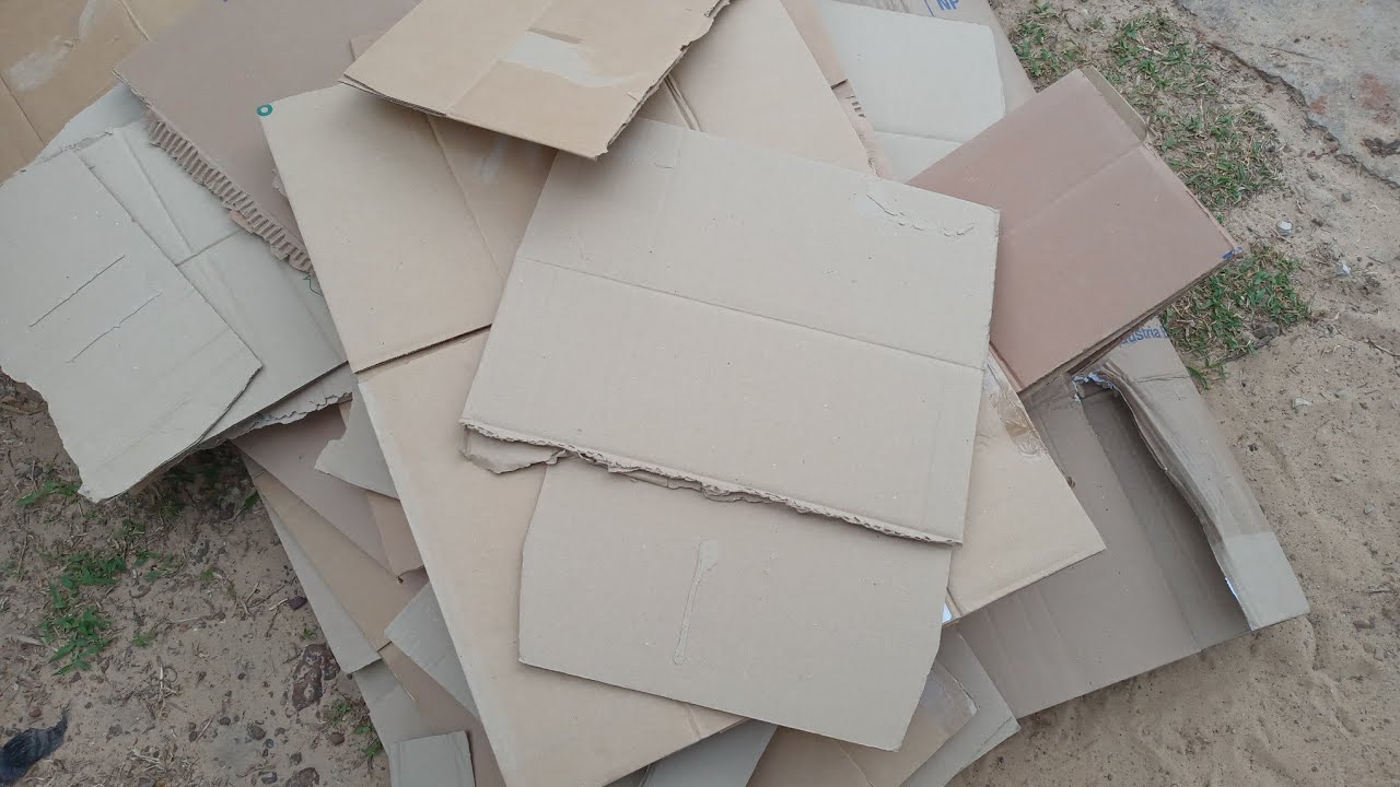 Produzindo lenha ecológica de papelão com custo zero